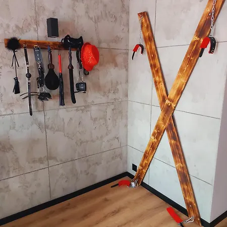 Apartment Secret Bdsm 69